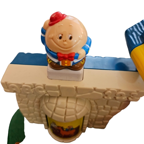 Vintage VTech Little Smart NURSERY RHYME Land - Musical Educational - Picture 2 of 11